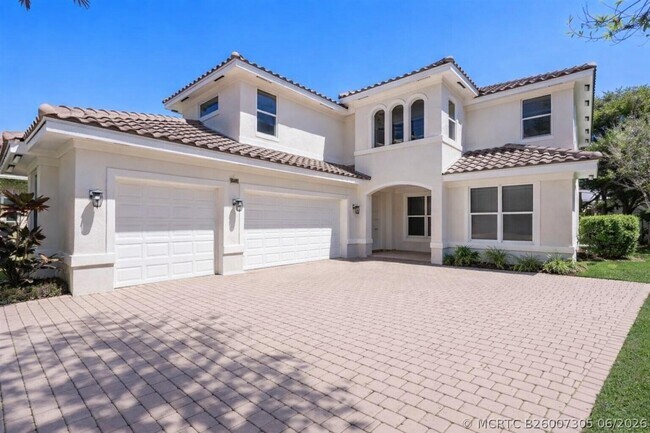 Building Photo - 2013 Harbor View Cir