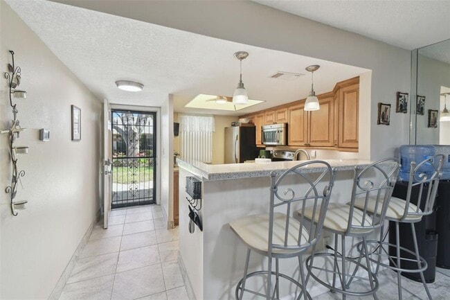 Building Photo - 8130 Braddock Cir