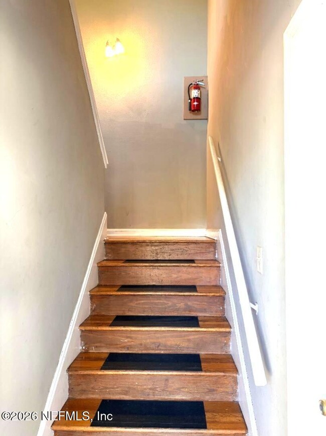 Building Photo - 2842 Sydney St