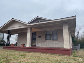 Building Photo - Spacious House in the U of M Area! Coming ...