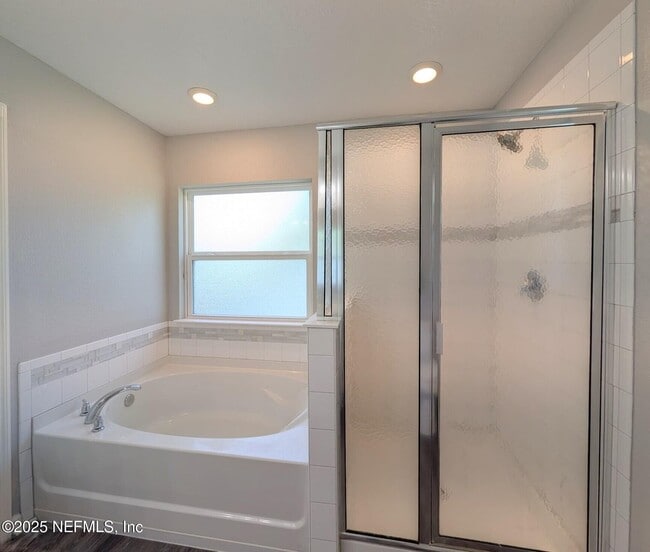 Building Photo - 60 Yellowfin Dr