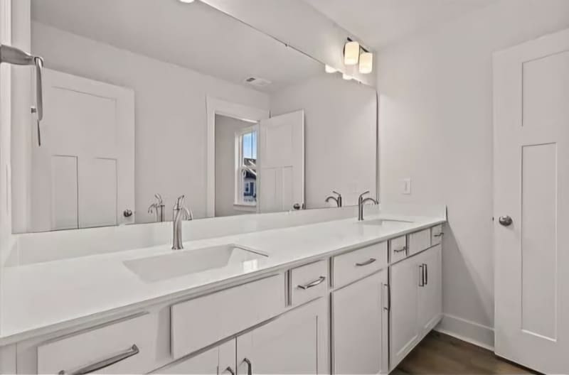 Building Photo - 499 Ml Pk Wy