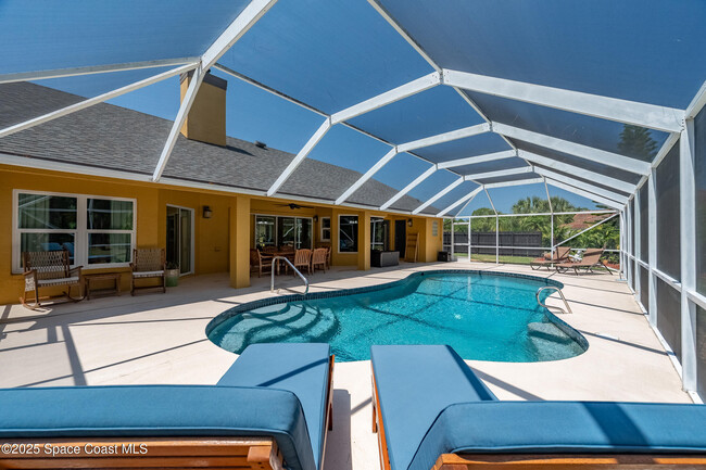 Building Photo - 3789 Peacock Dr
