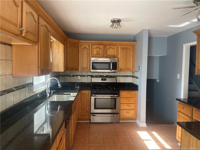 Building Photo - 246 Bayfield Loop