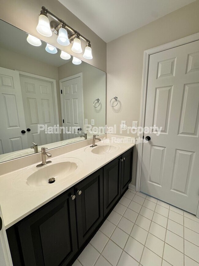 Building Photo - 830 Eden Green Ct