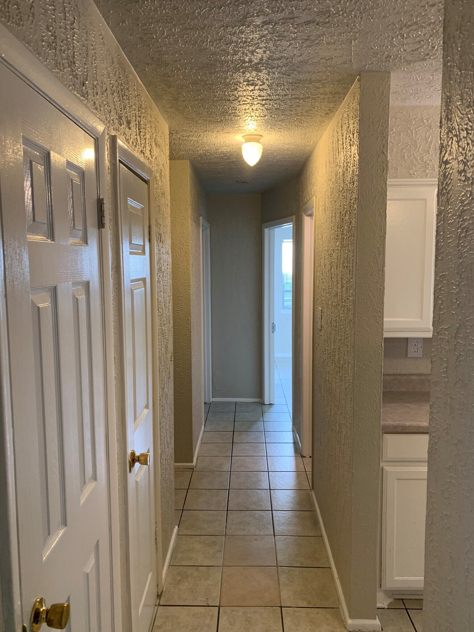 Building Photo - 603 Freestone Dr