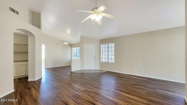 Building Photo - 13132 W Sheridan St