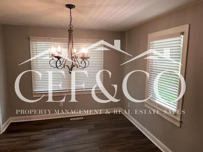 Building Photo - Beautiful 3 bedroom home available in Simpsonville