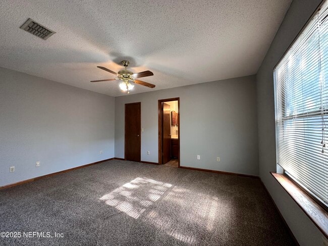 Building Photo - 3834 Windridge Ct