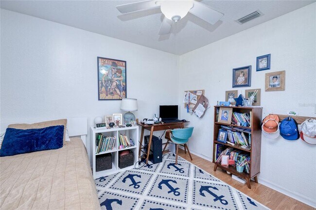 Building Photo - 3021 Palm Dr