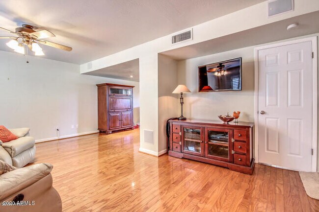Building Photo - 5950 N 83rd St