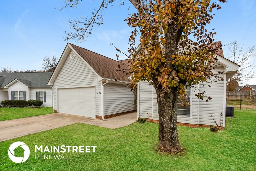 Building Photo - 6106 Brick Landing Dr