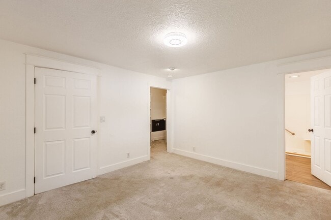 Building Photo - Heart of Eagle 4 Bed 2 Bath Home