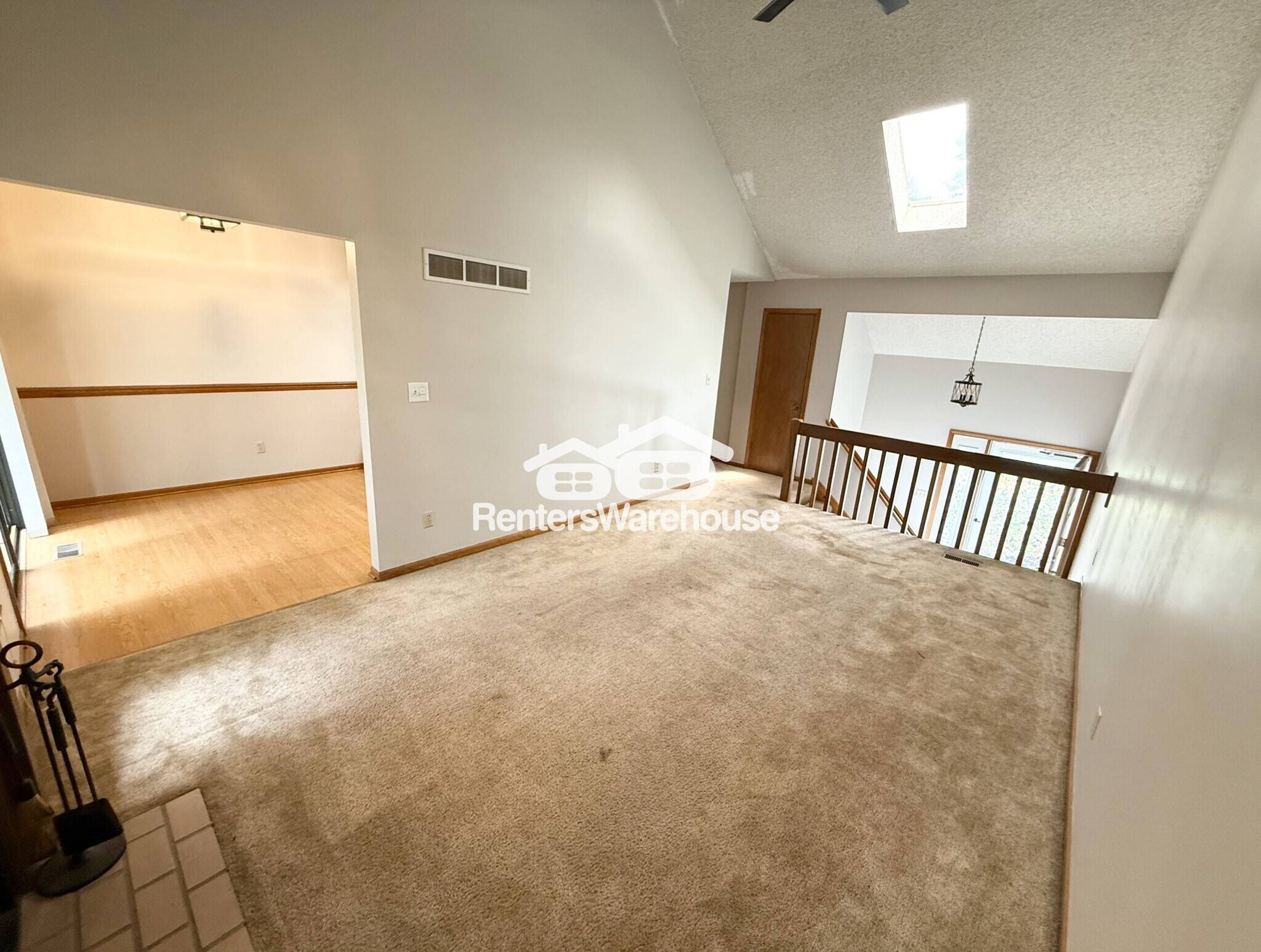 Building Photo - 612 SE Kristi Ln