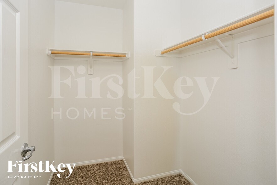 Building Photo - 7506 Edgartown Harbor St