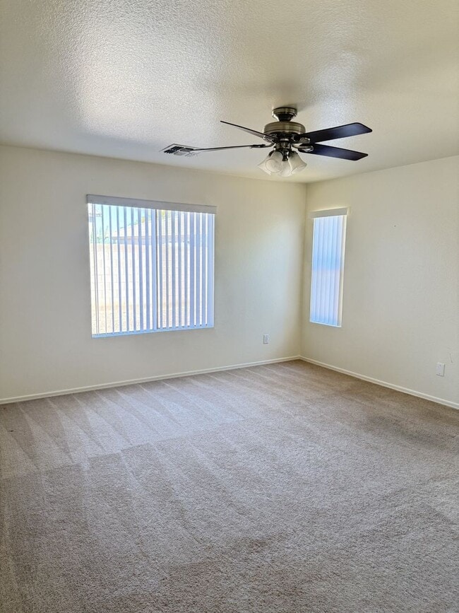 Building Photo - 4 bedroom in Coldwater Springs