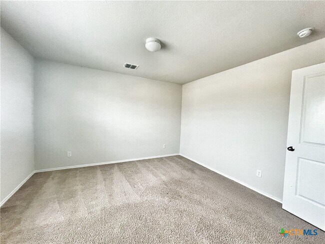 Building Photo - 29529 Spring Copper