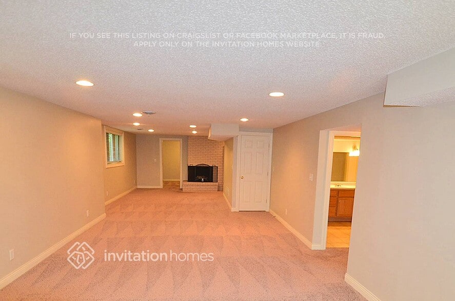 Building Photo - 4648 Caribou Dr