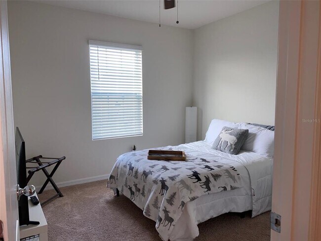 Building Photo - 9035 Carlotta Wy