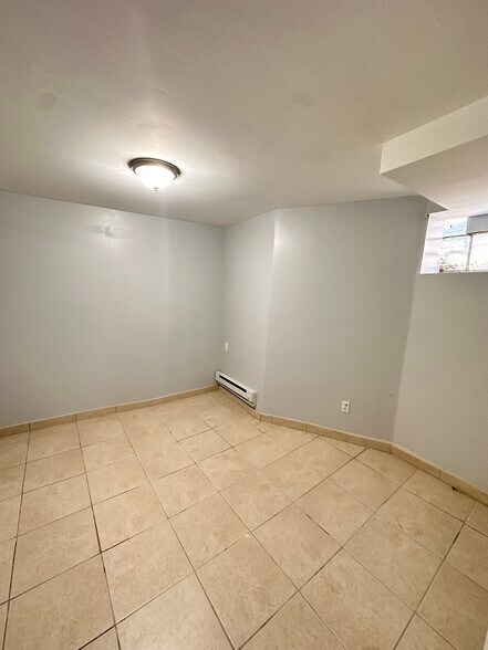 Building Photo - 19 Archdale Rd