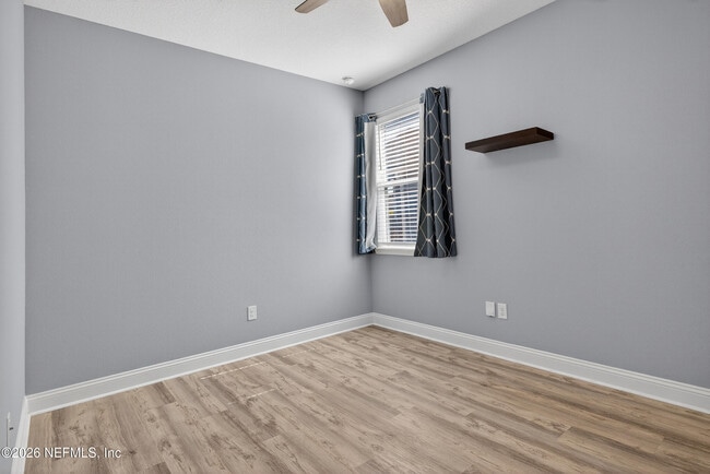 Building Photo - 234 Thistleton Wy