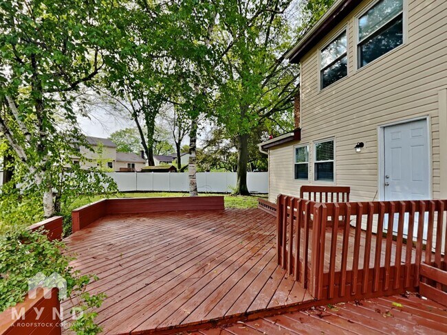Building Photo - 6576 Canby Pl