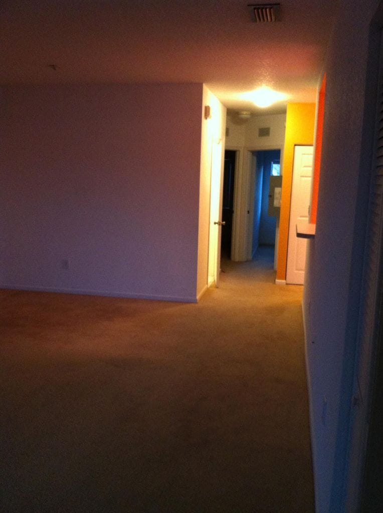 Building Photo - 1145 Golden Lakes Blvd