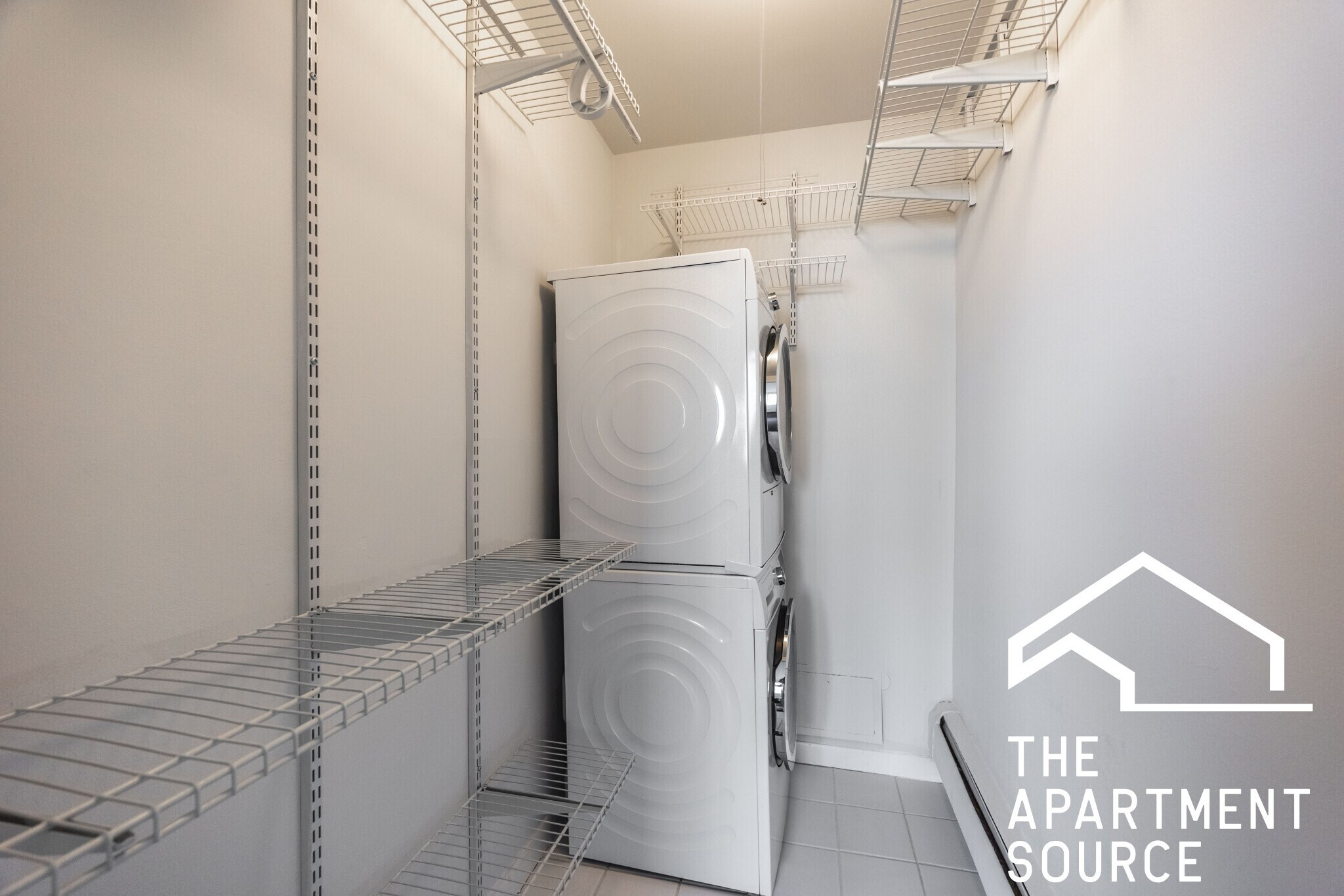 Building Photo - 1337 N Dearborn St