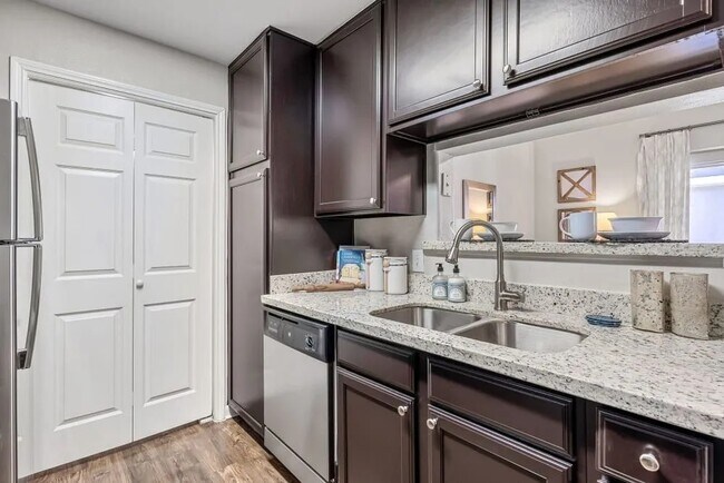 Building Photo - Pet-Friendly Comfort with Savings!