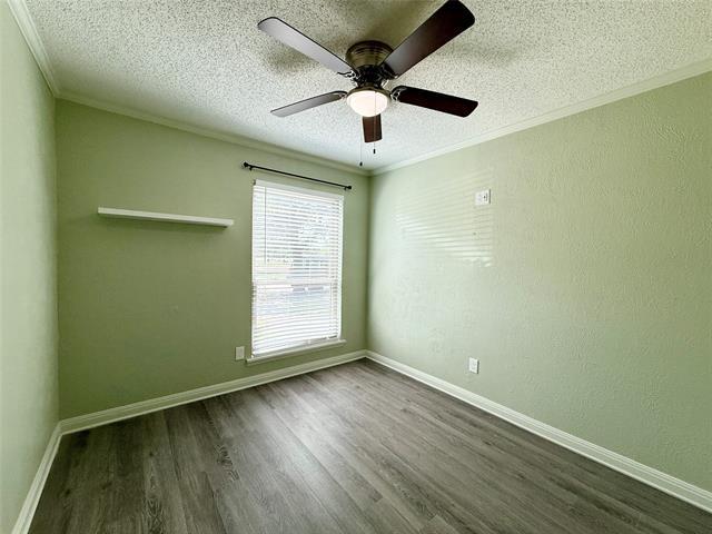 Building Photo - 2107 Rockwood Dr