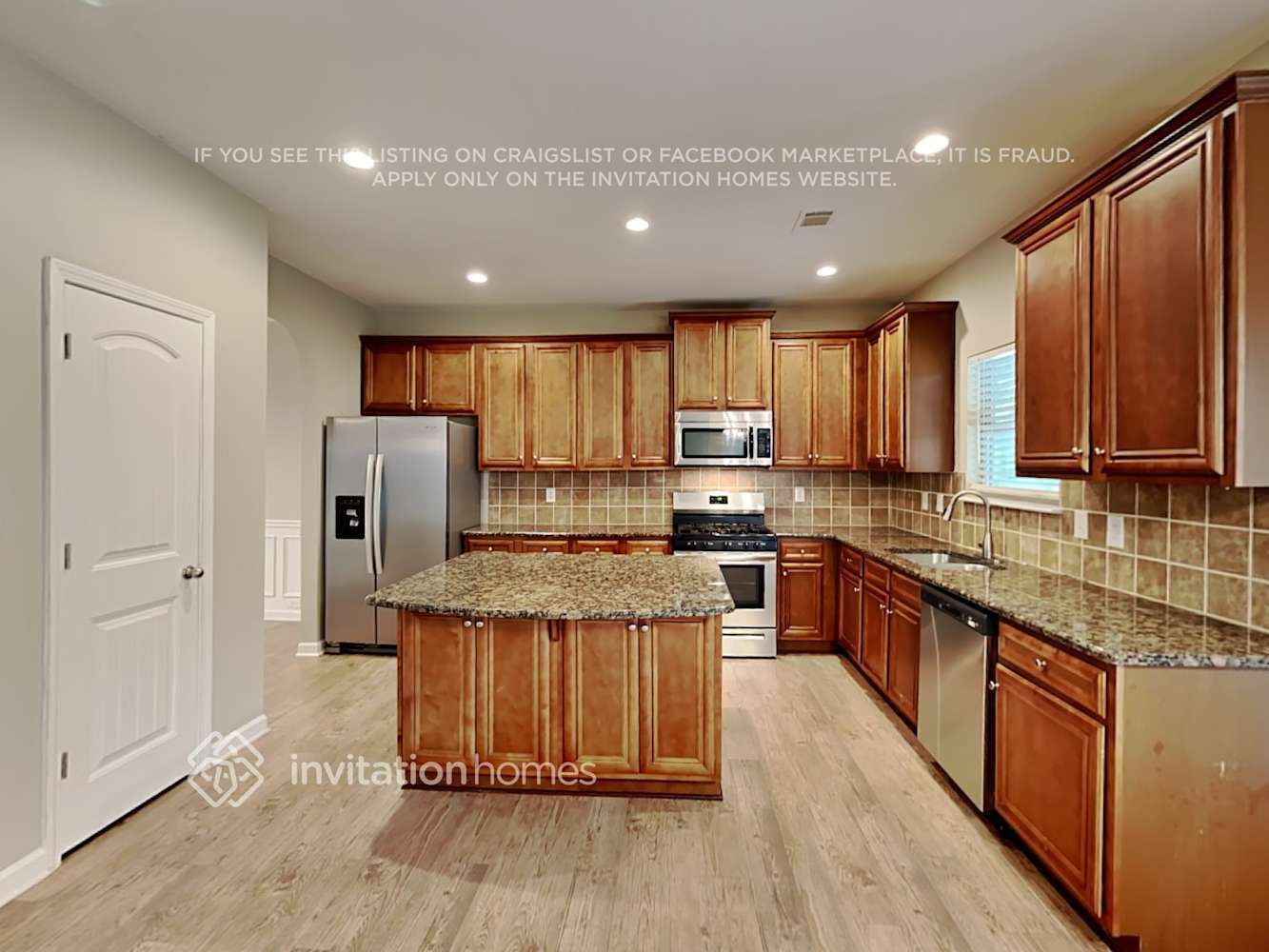 Building Photo - 440 Cleburne Pl