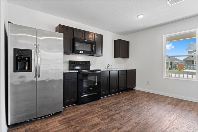 Building Photo - 9915 Opal Stone Wy