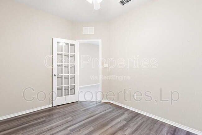 Building Photo - 3811 Quiet Pine