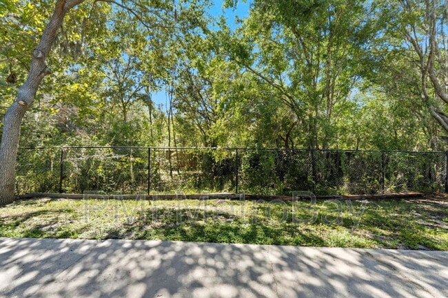 Building Photo - 15016 Deer Meadow Dr