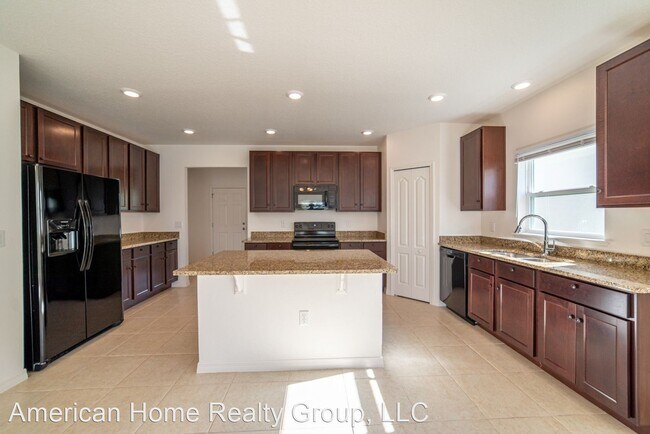 Building Photo - 3 br, 2 bath House - 222 Jackson Loop
