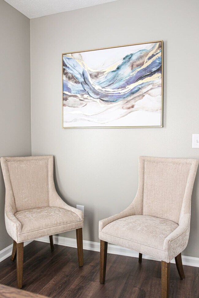 Building Photo - Fort Harrison State Park 4Bed Spacious Retreat