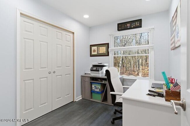 Building Photo - 16 Snowdrift Ln