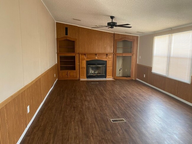 Building Photo - 4938 S Fork Rd