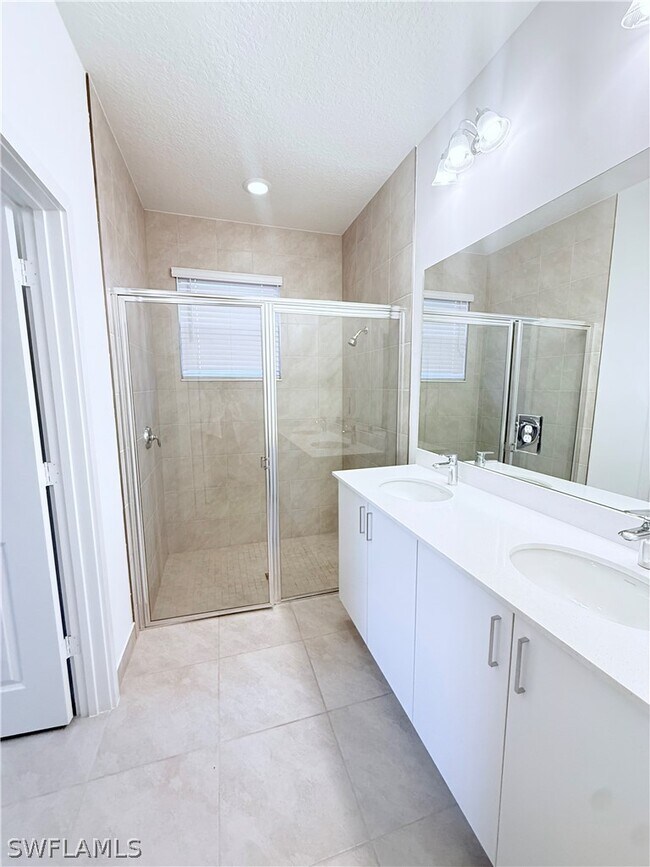 Building Photo - 5681 Cassidy Ln