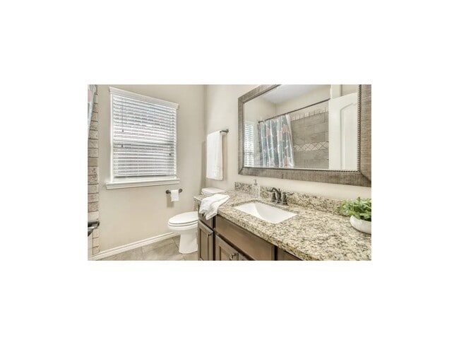 Building Photo - 2531 Kinnersley Ln