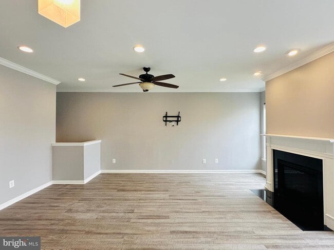 Building Photo - 106 Notions Ct