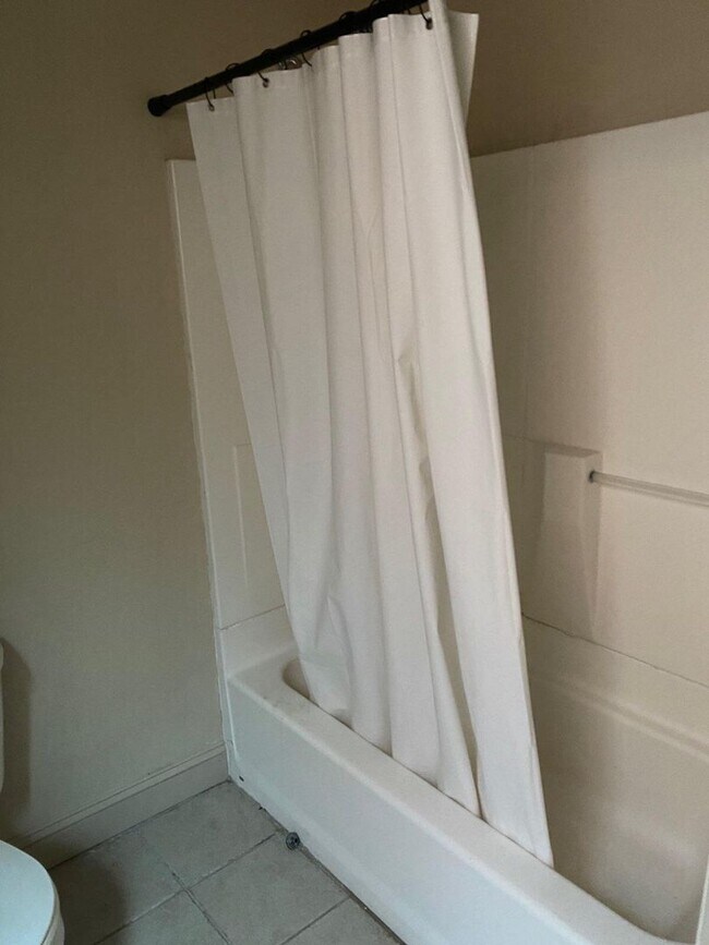 Building Photo - 4451 Pershing Ave