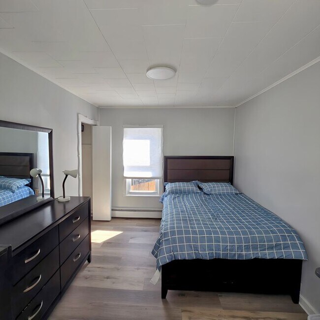 Building Photo - 7 Mt William St