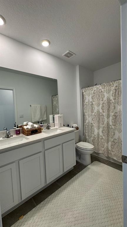 Building Photo - 33306 Darley Dl Trl