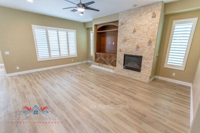 Building Photo - 5908 E Bramble Berry Ln