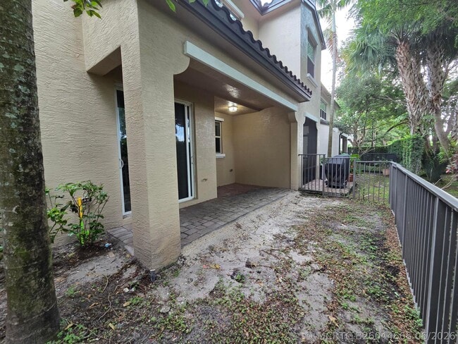 Building Photo - 4507 Mediterranean Cir