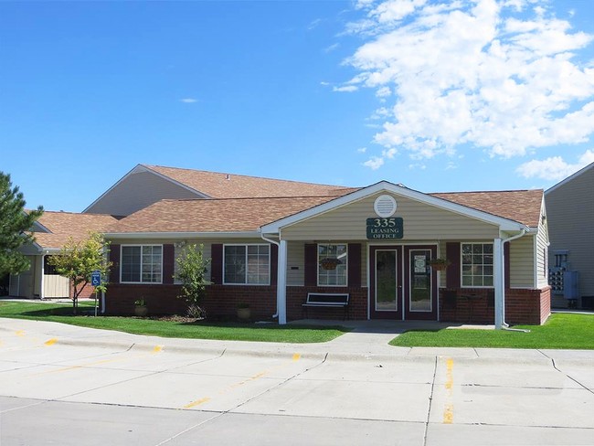 Building Photo - Cottonwood Apartment Homes