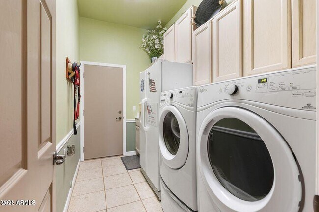 Building Photo - 37005 N 7th St