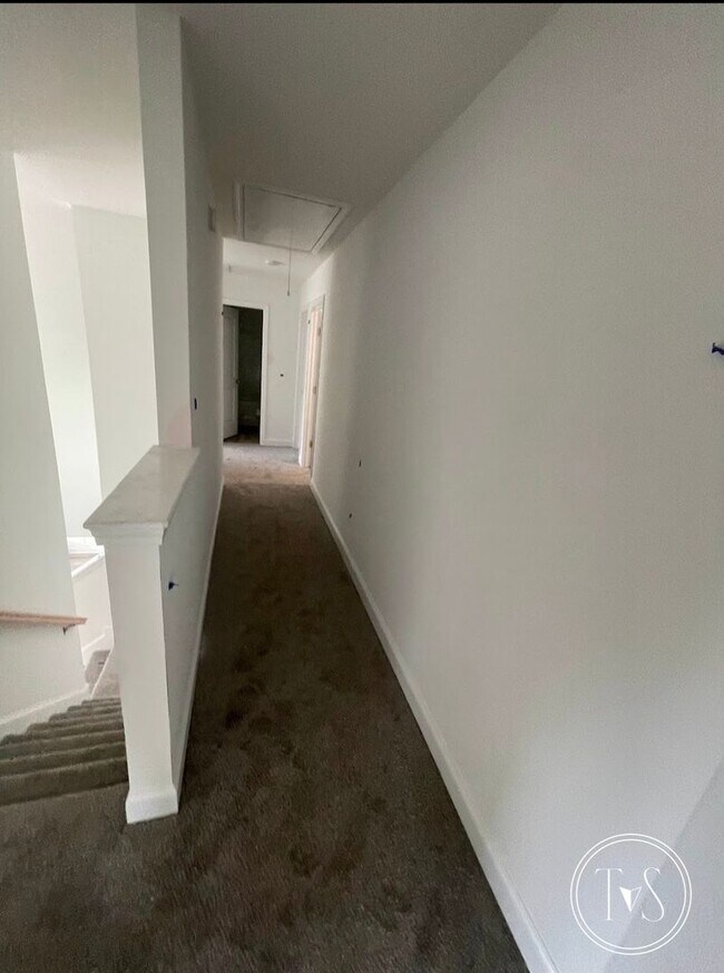 Building Photo - 167 Ironwood Dr
