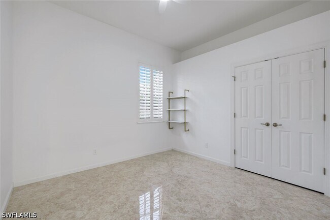 Building Photo - 15501 Cadiz Ln